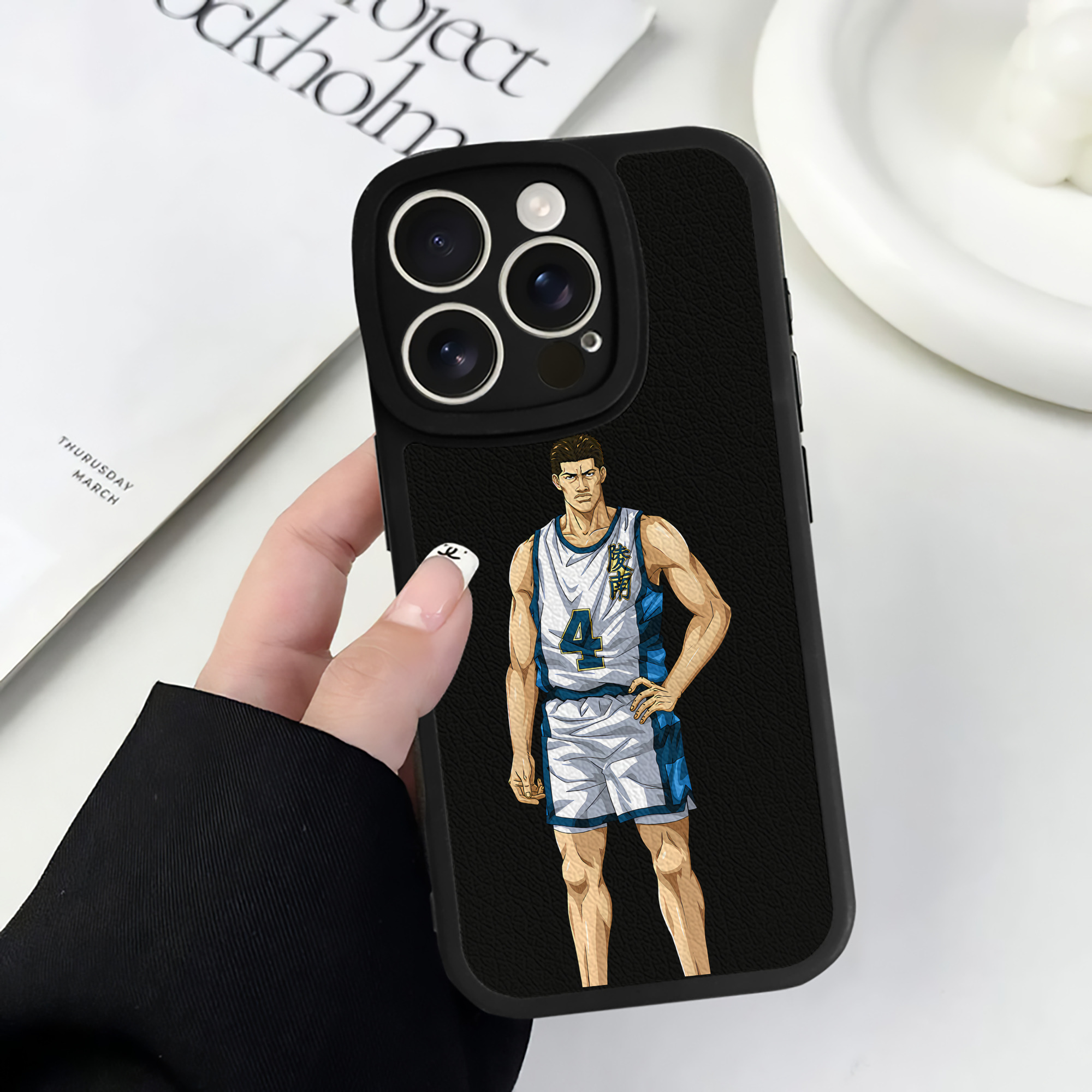 （画像用） SLAM DUNK／スラムダンク 【iPhone 16シリーズ対応】シリコンスマホケース（レザー調） 材質：シリコン